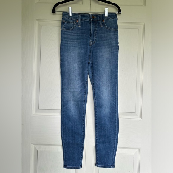 Madewell Denim - Madewell Curvy high rise skinny jeans size 27